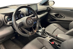 punainen Toyota Yaris 2020 kuva 7.