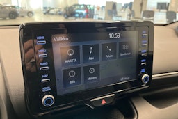 punainen Toyota Yaris 2020 kuva 21.