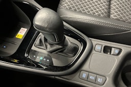 punainen Toyota Yaris 2020 kuva 25.