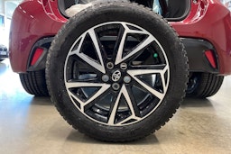 punainen Toyota Yaris 2020 kuva 29.