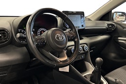 valkoinen Toyota Yaris 2020 kuva 3.