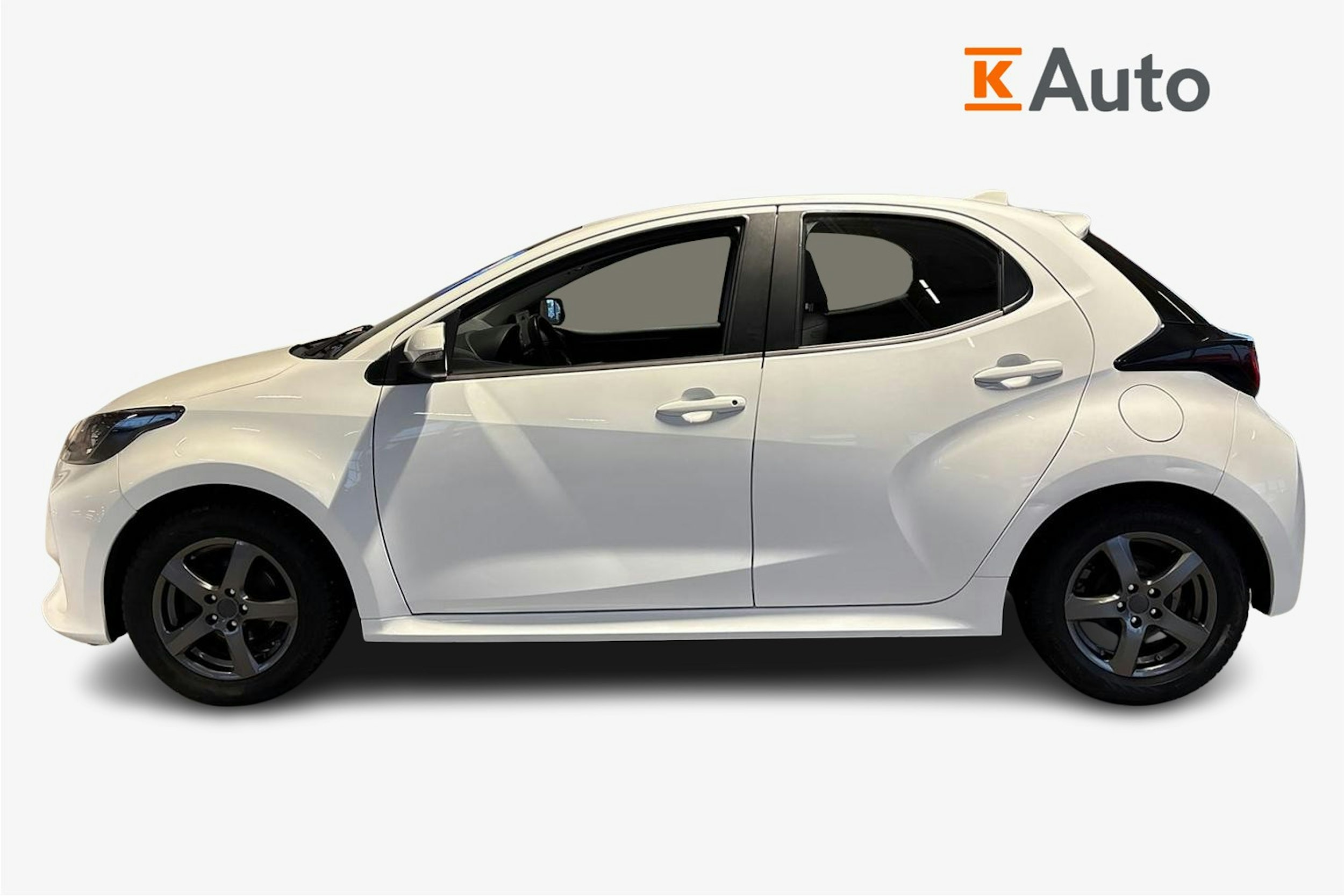 valkoinen Toyota Yaris 2020 kuva 6.