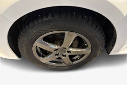 valkoinen Toyota Yaris 2020 kuva 11.