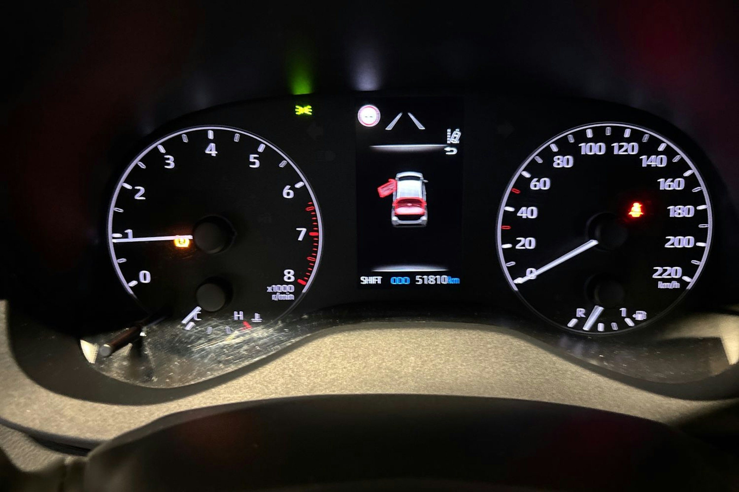 valkoinen Toyota Yaris 2020 kuva 16.