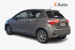 harmaa Toyota Yaris 2020 kuva 2.