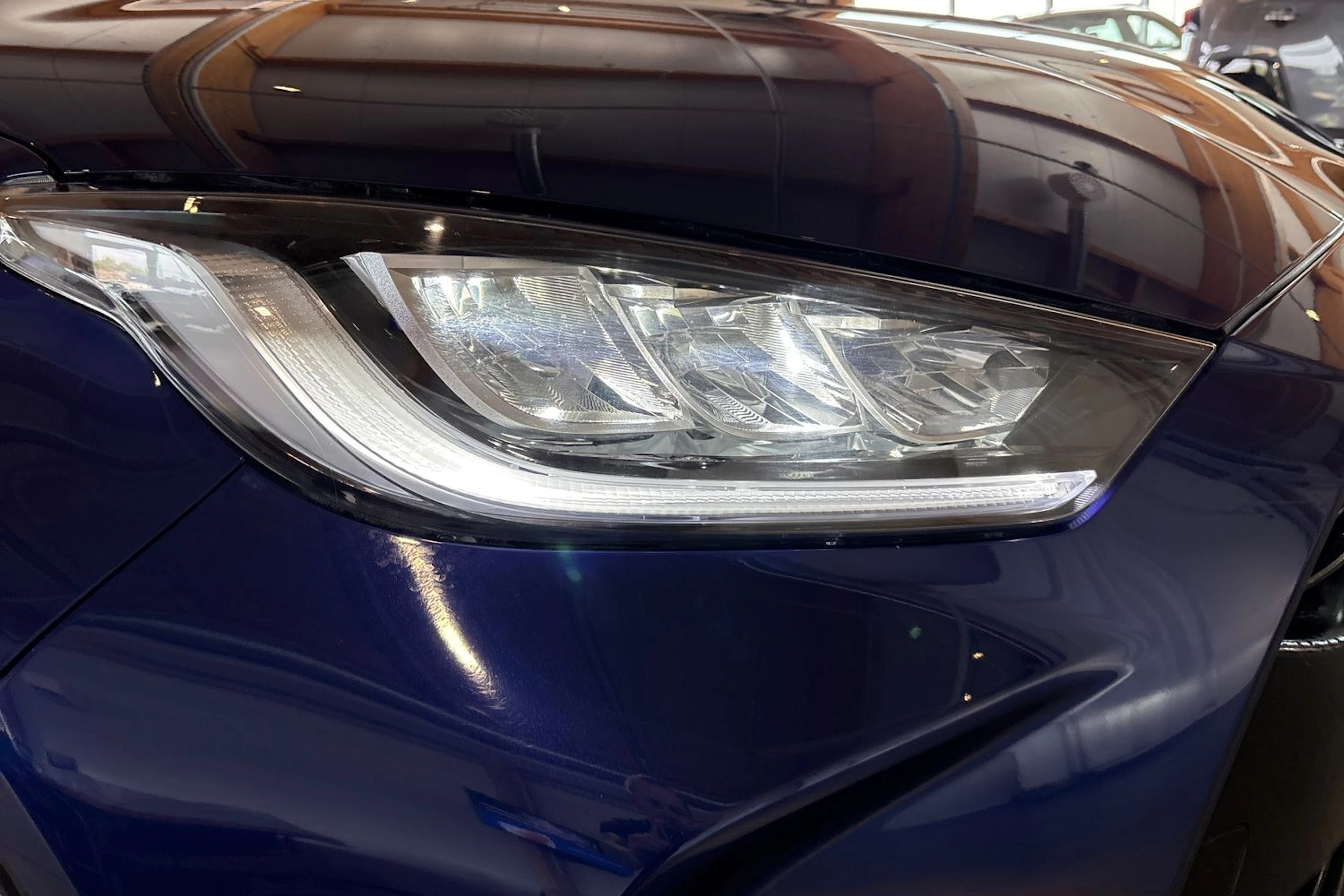 Sininen Toyota Yaris 2020 kuva 21.