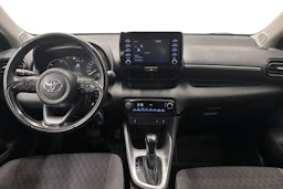 harmaa Toyota Yaris 2020 kuva 9.