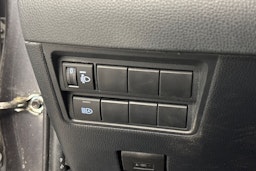 harmaa Toyota Yaris 2020 kuva 18.