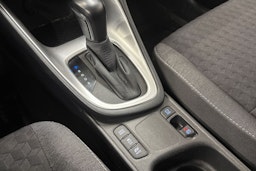 harmaa Toyota Yaris 2020 kuva 25.