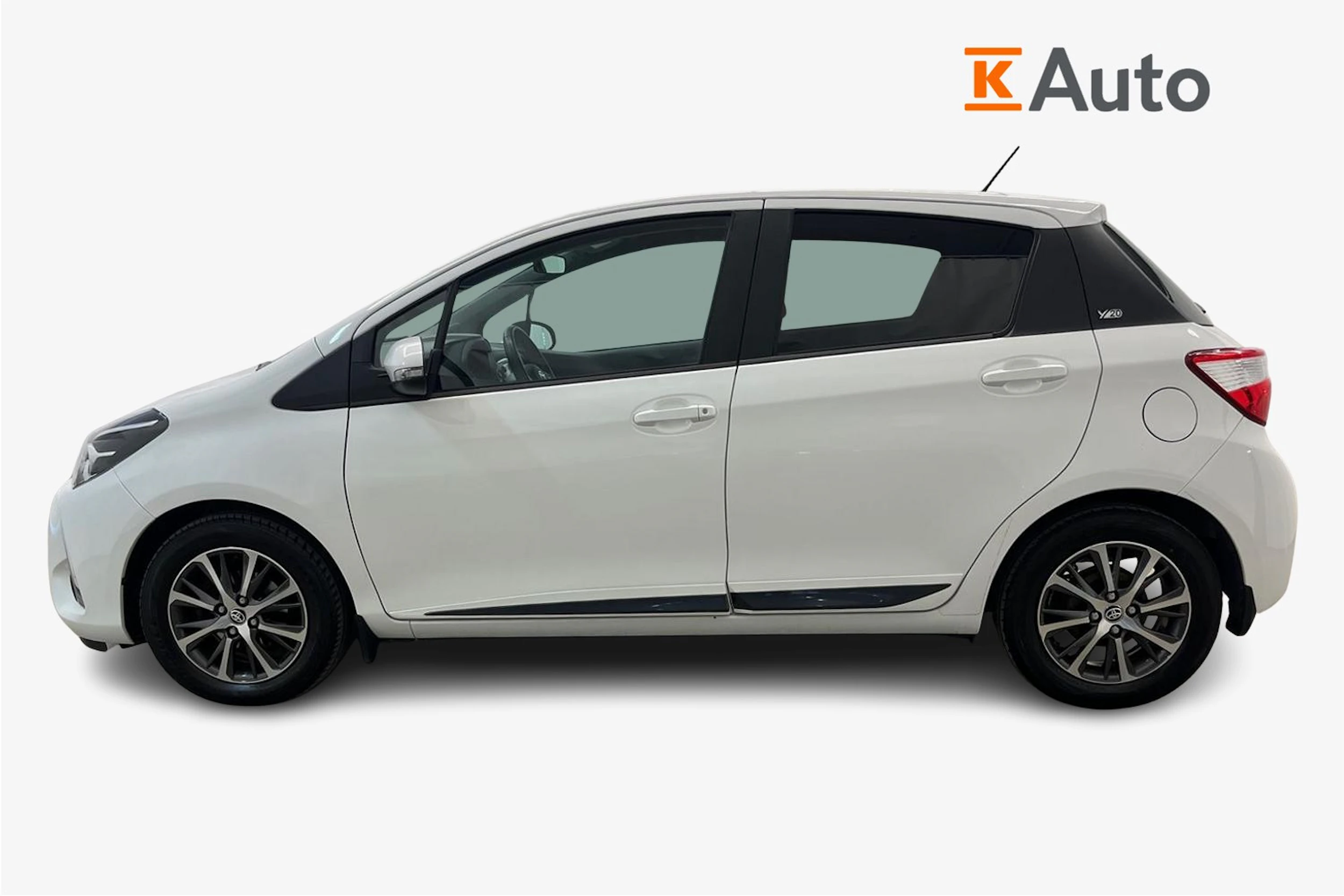 valkoinen Toyota Yaris 2020 kuva 5.