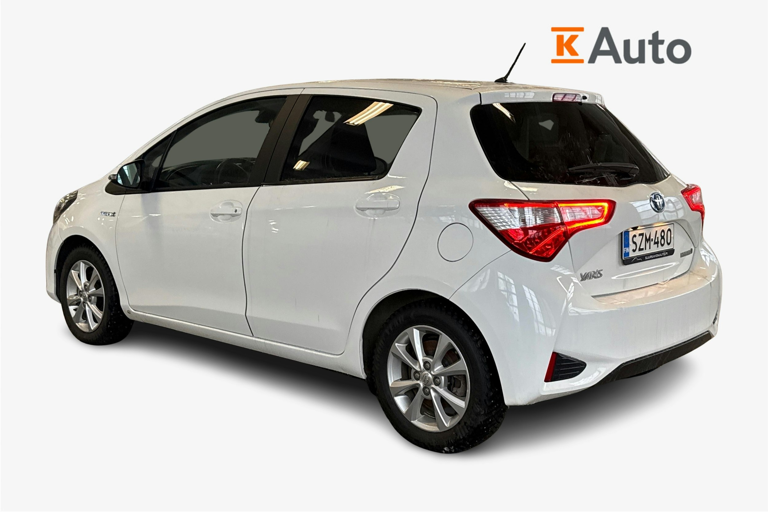 valkoinen Toyota Yaris 2020 kuva 2.