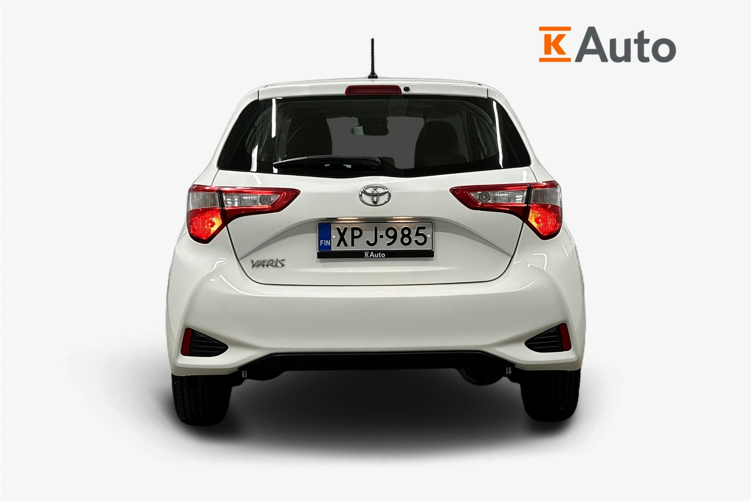 valkoinen Toyota Yaris 2020 kuva 3.