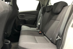 valkoinen Toyota Yaris 2020 kuva 10.