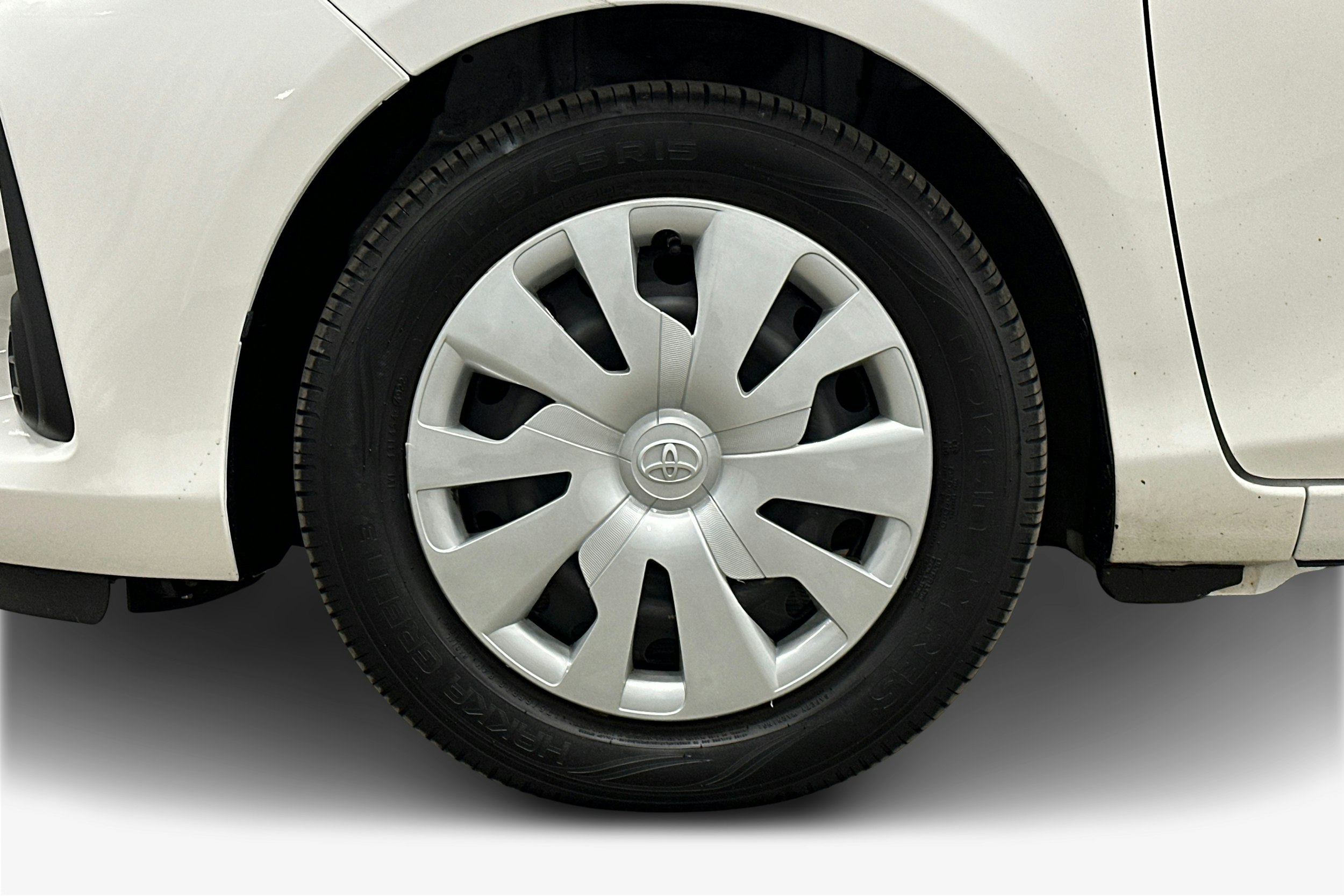valkoinen Toyota Yaris 2020 kuva 11.
