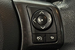 musta Toyota Yaris 2020 kuva 14.