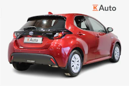 punainen Toyota Yaris 2021 kuva 2.