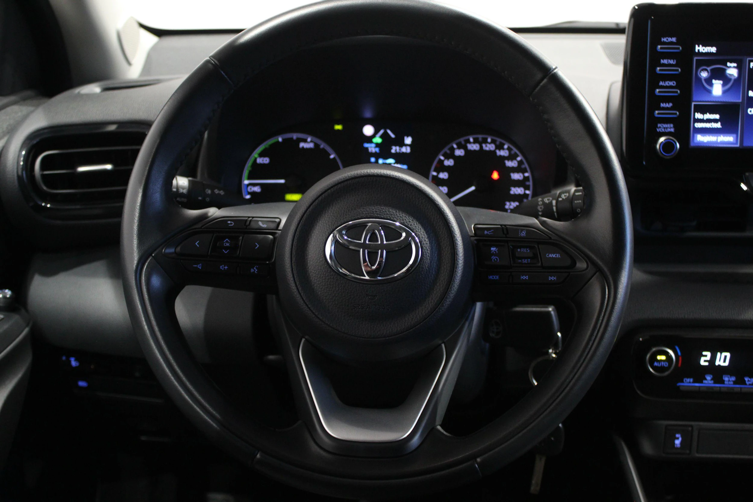 punainen Toyota Yaris 2021 kuva 11.
