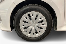 Valkoinen Toyota Yaris 2021 kuva 11.