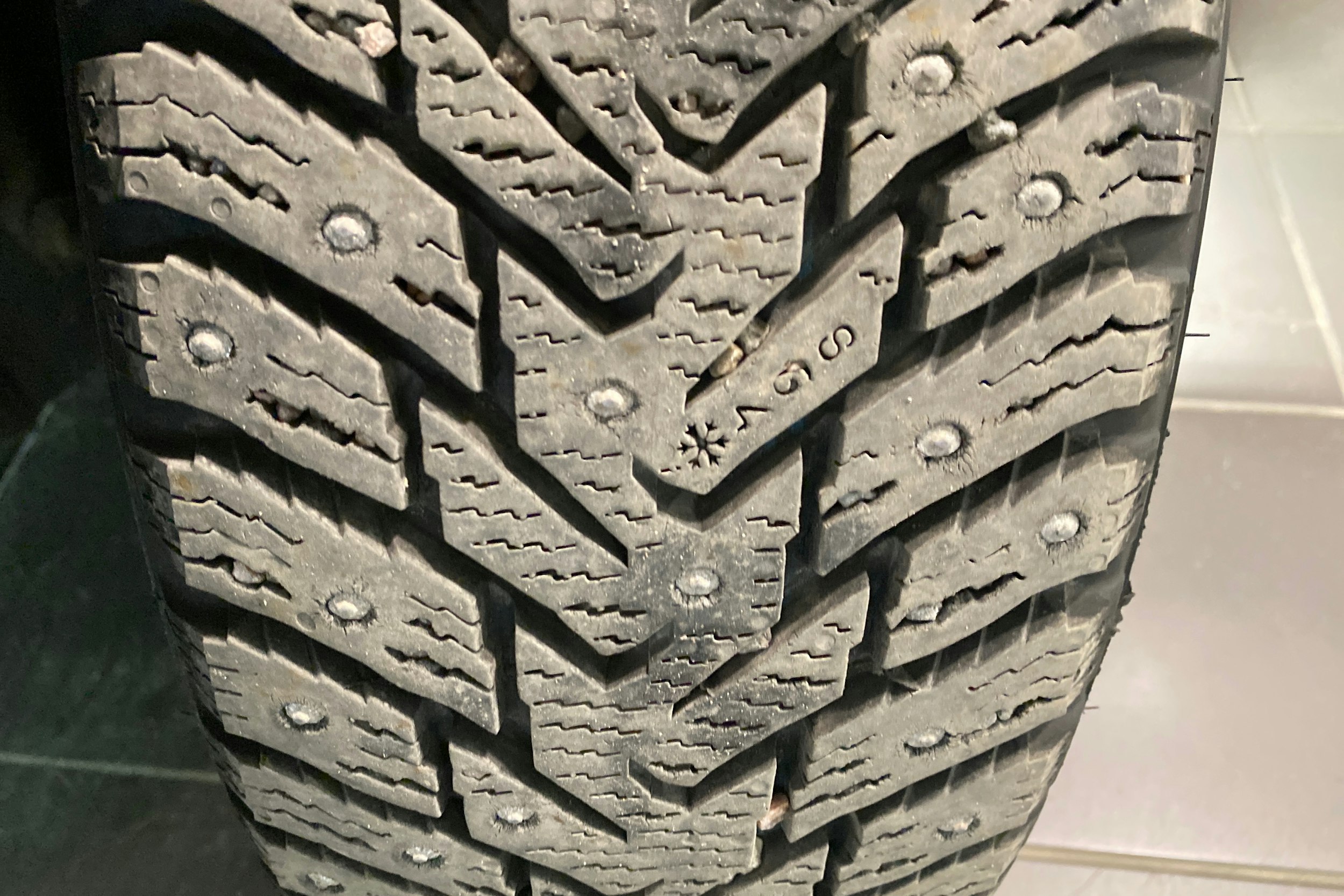 Valkoinen Toyota Yaris 2021 kuva 13.