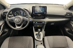 Punainen Toyota Yaris 2021 kuva 7.