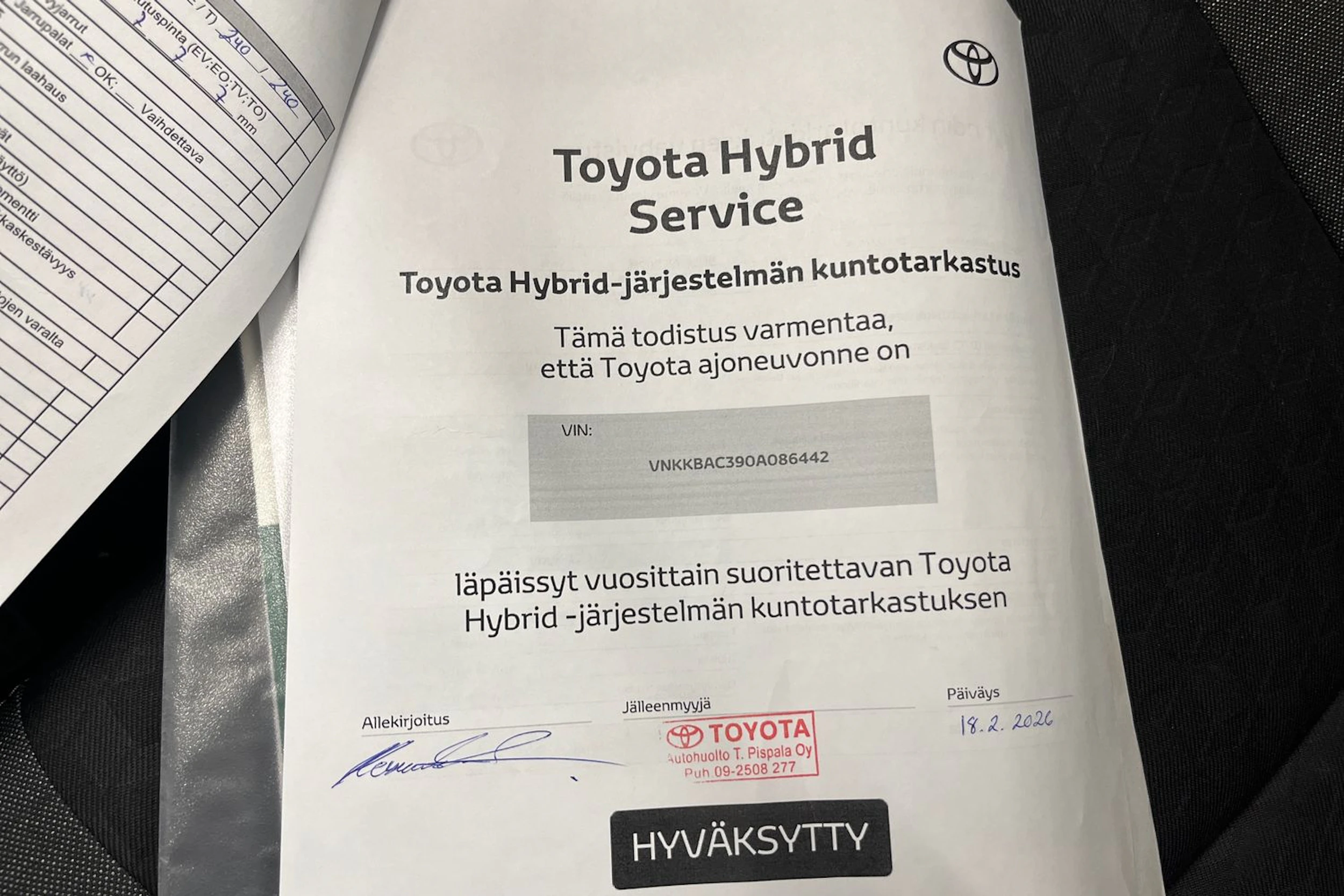 Punainen Toyota Yaris 2021 kuva 20.
