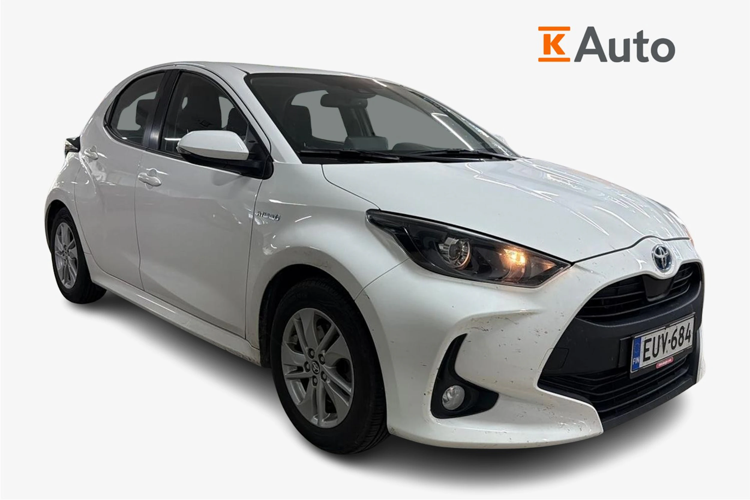 valkoinen Toyota Yaris 2021 kuva 1.