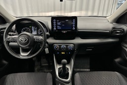 valkoinen Toyota Yaris 2021 kuva 7.