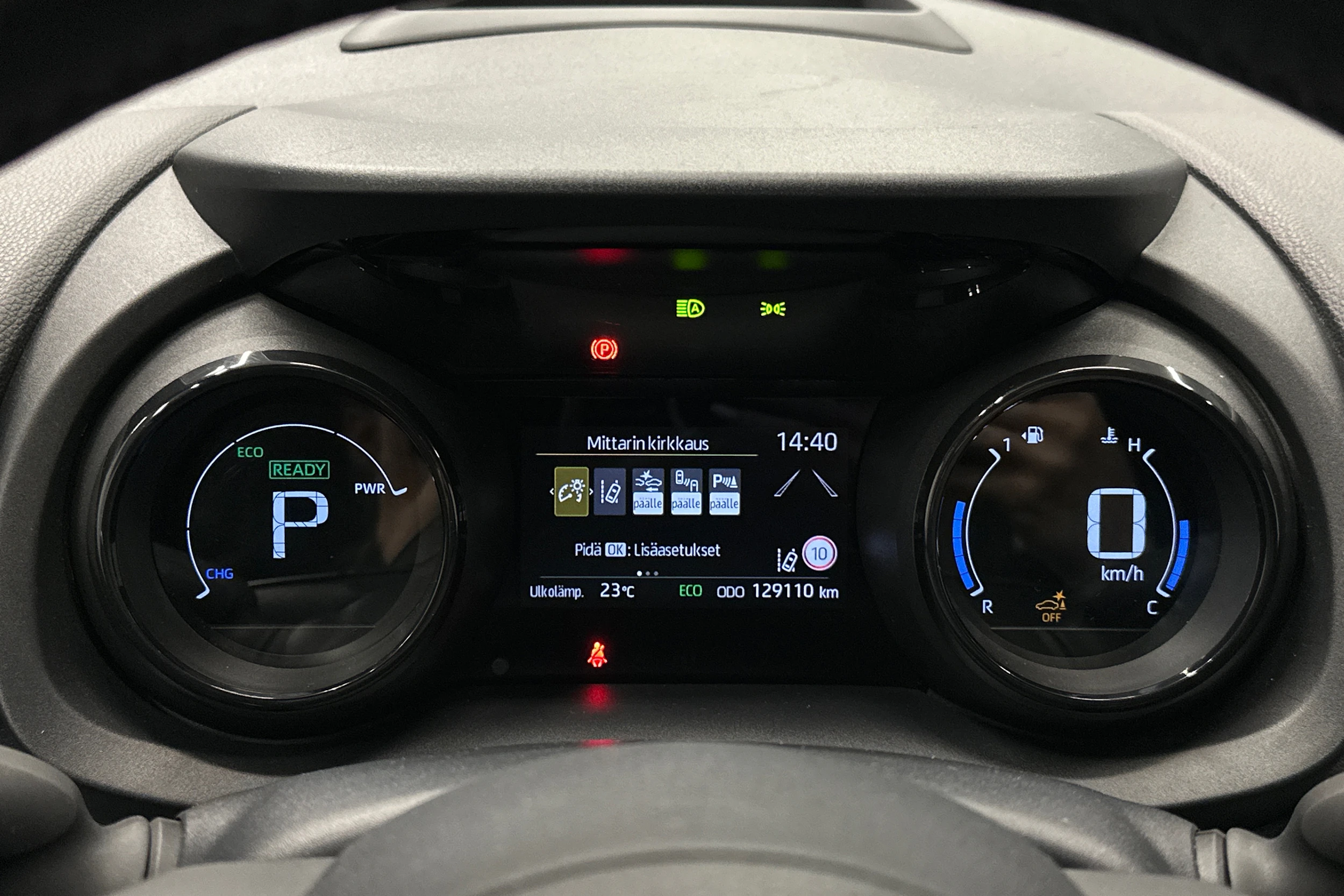 valkoinen Toyota Yaris 2021 kuva 13.
