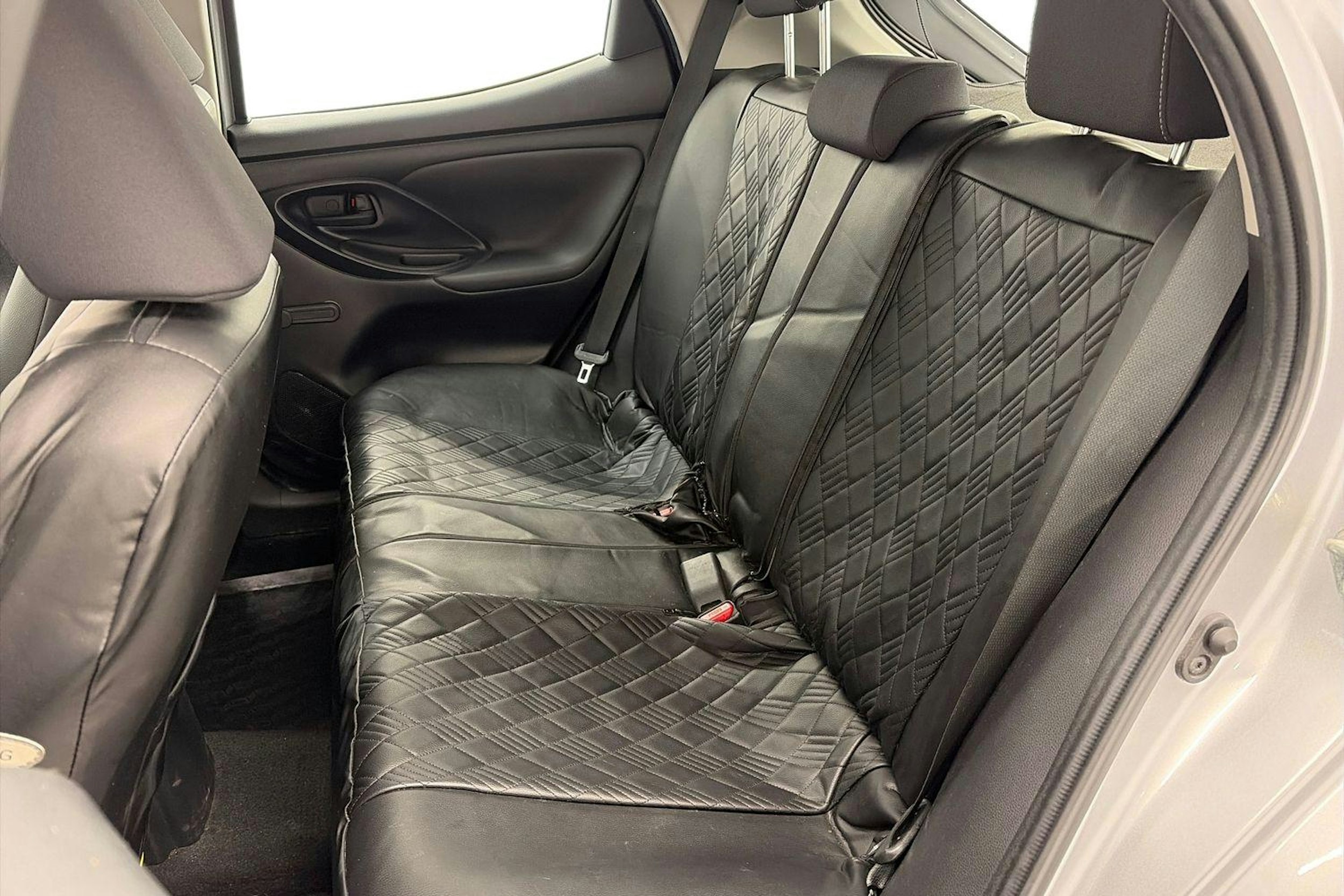 hopea Toyota Yaris 2021 kuva 8.