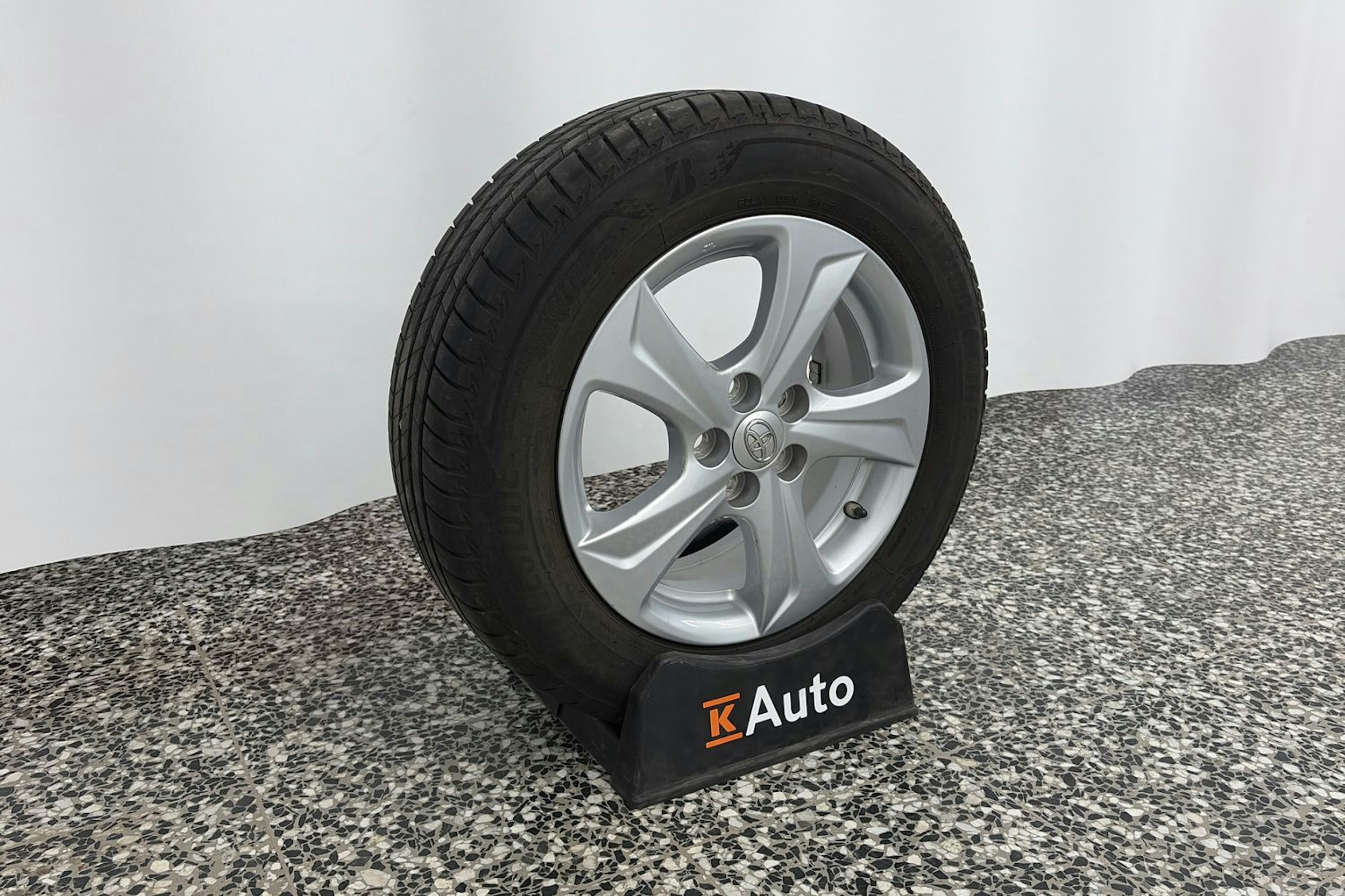 hopea Toyota Yaris 2021 kuva 10.