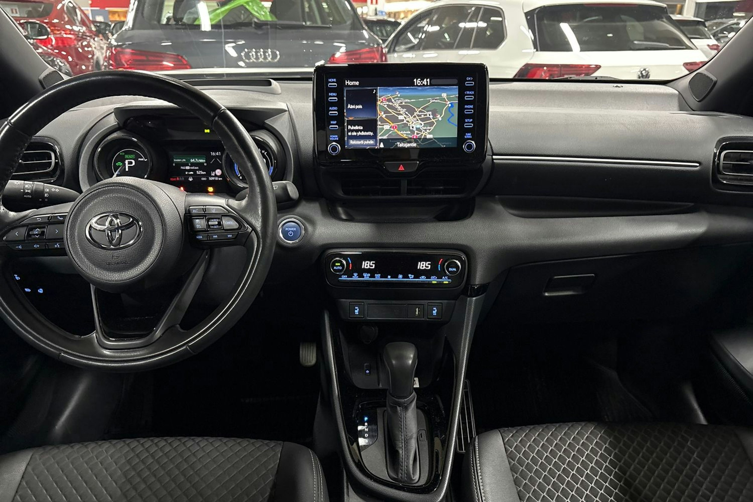 valkoinen Toyota Yaris 2021 kuva 14.