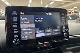 valkoinen Toyota Yaris 2021 kuva 20.