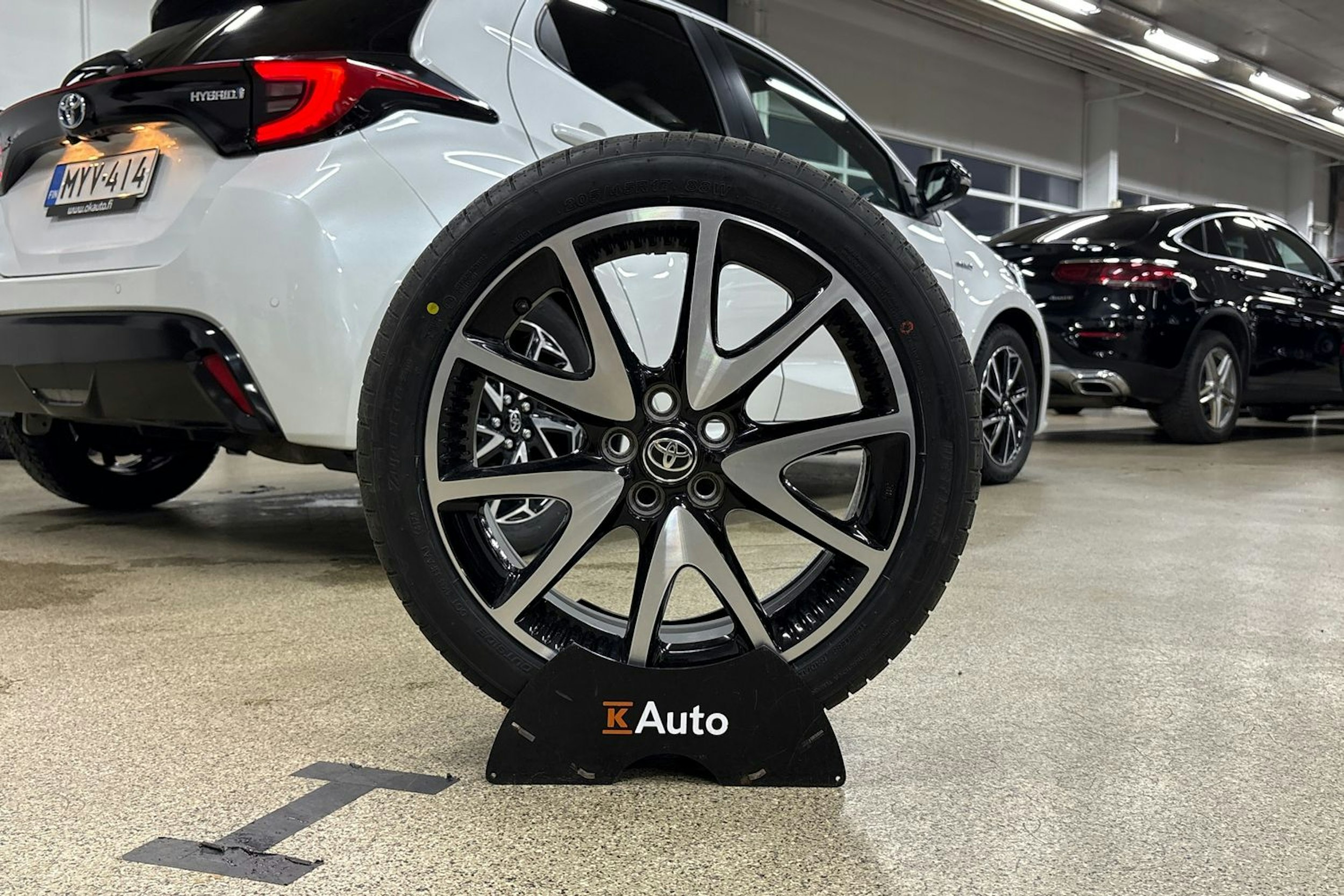 valkoinen Toyota Yaris 2021 kuva 29.