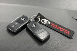 valkoinen Toyota Yaris 2021 kuva 31.