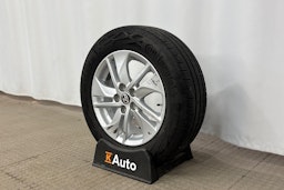 valkoinen Toyota Yaris 2021 kuva 13.