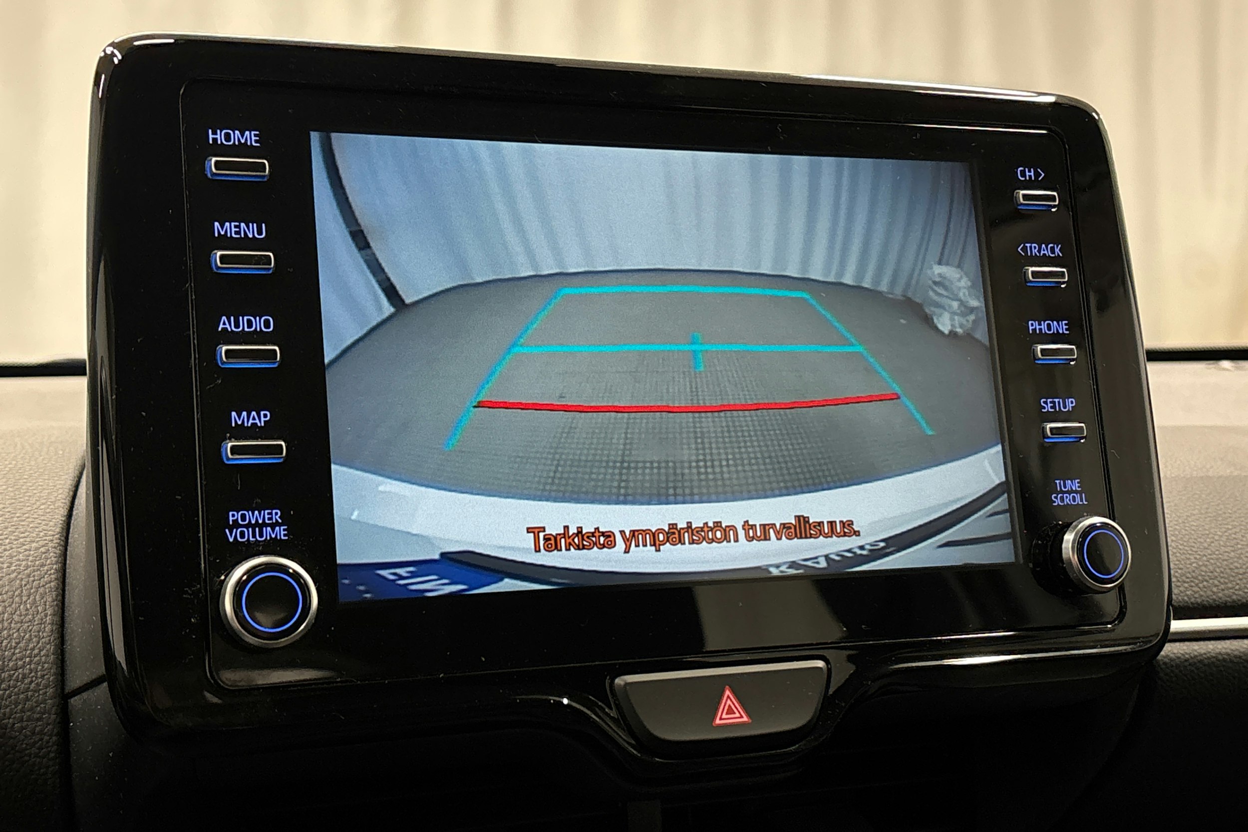 valkoinen Toyota Yaris 2021 kuva 22.