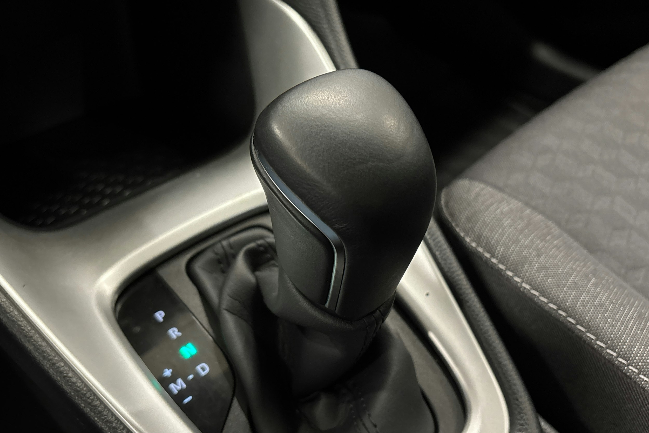 valkoinen Toyota Yaris 2021 kuva 24.