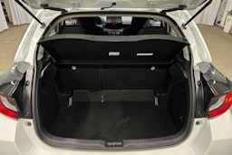 valkoinen Toyota Yaris 2021 kuva 14.