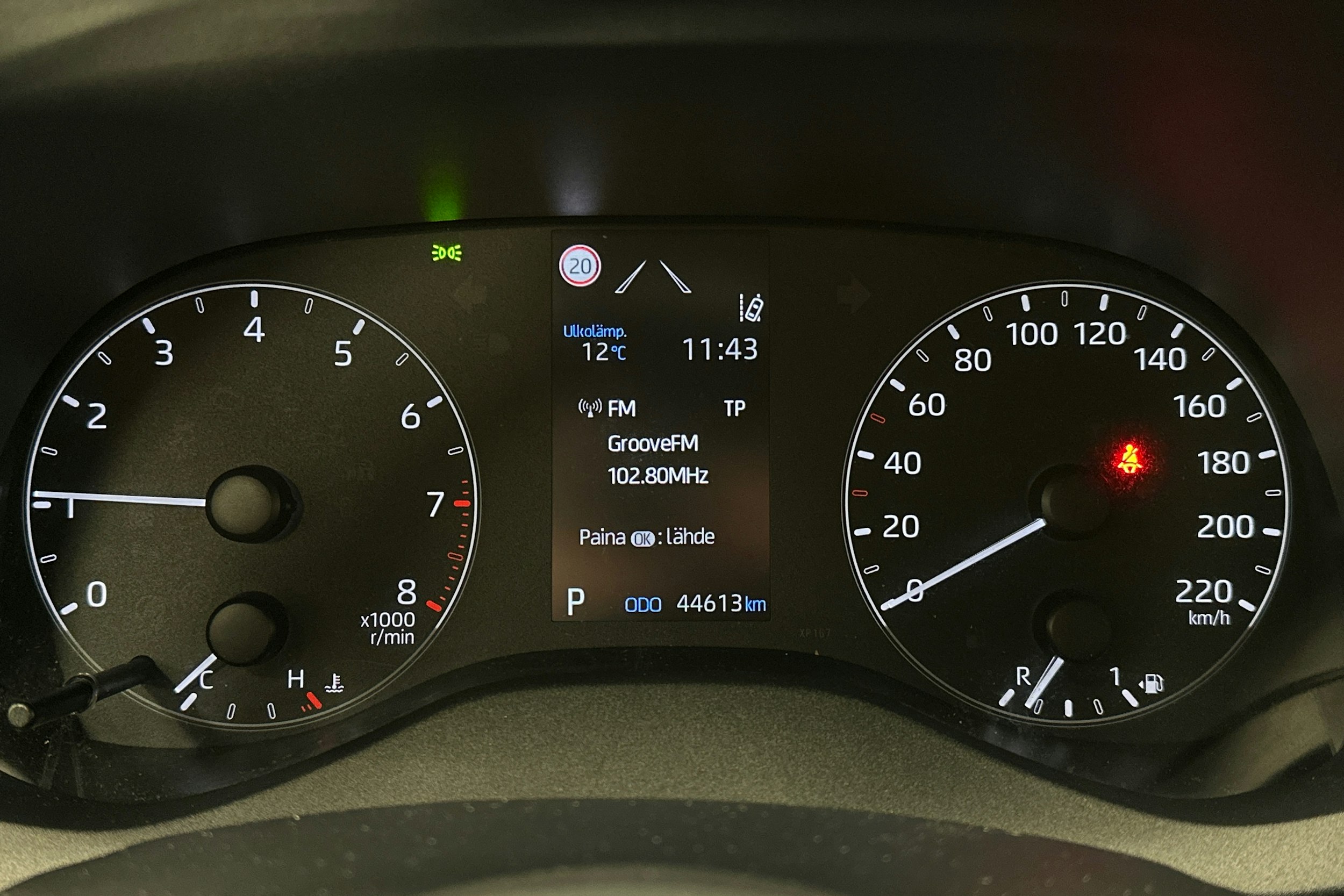 valkoinen Toyota Yaris 2021 kuva 19.