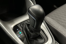 valkoinen Toyota Yaris 2021 kuva 25.