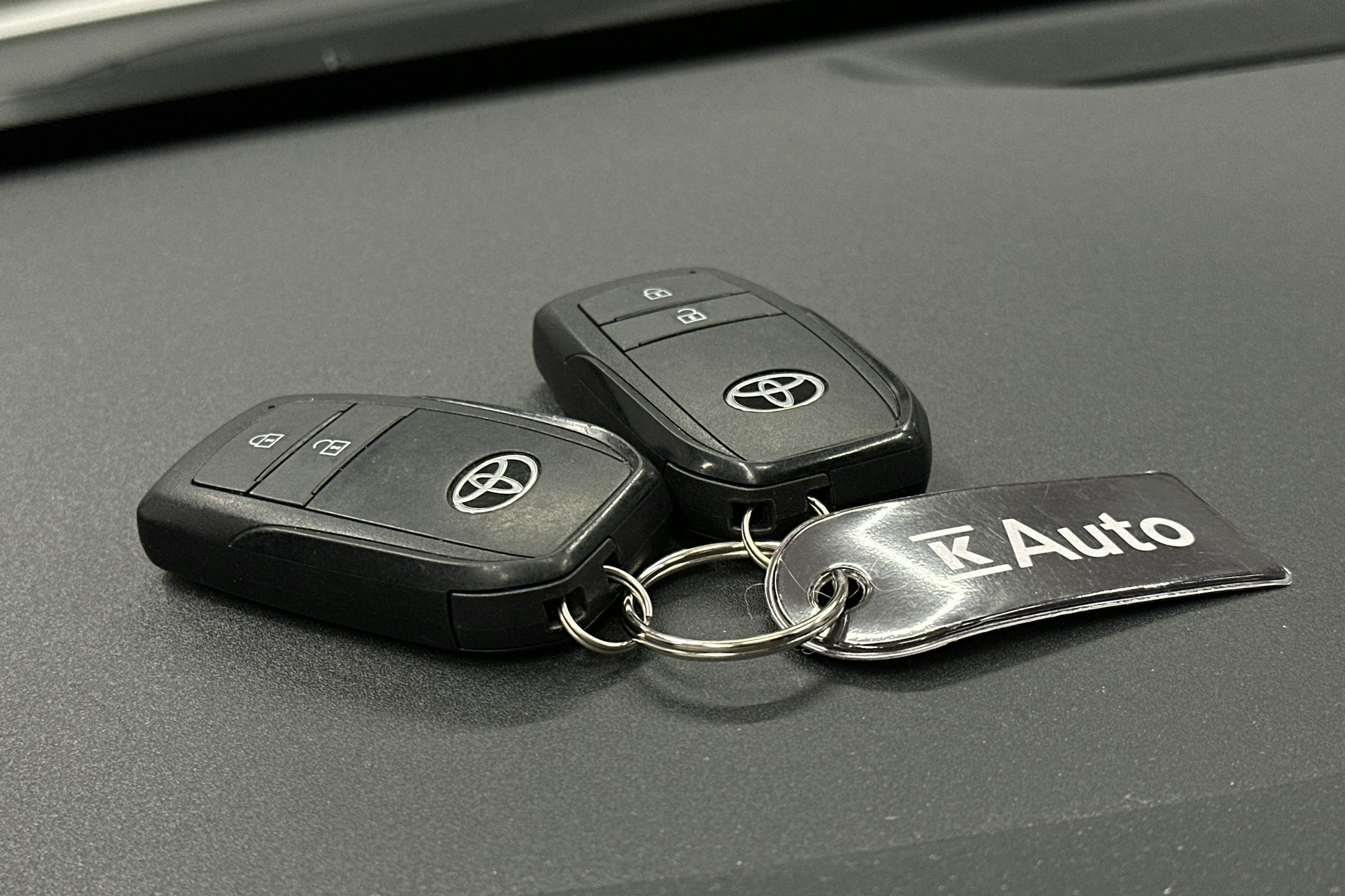 valkoinen Toyota Yaris 2021 kuva 26.