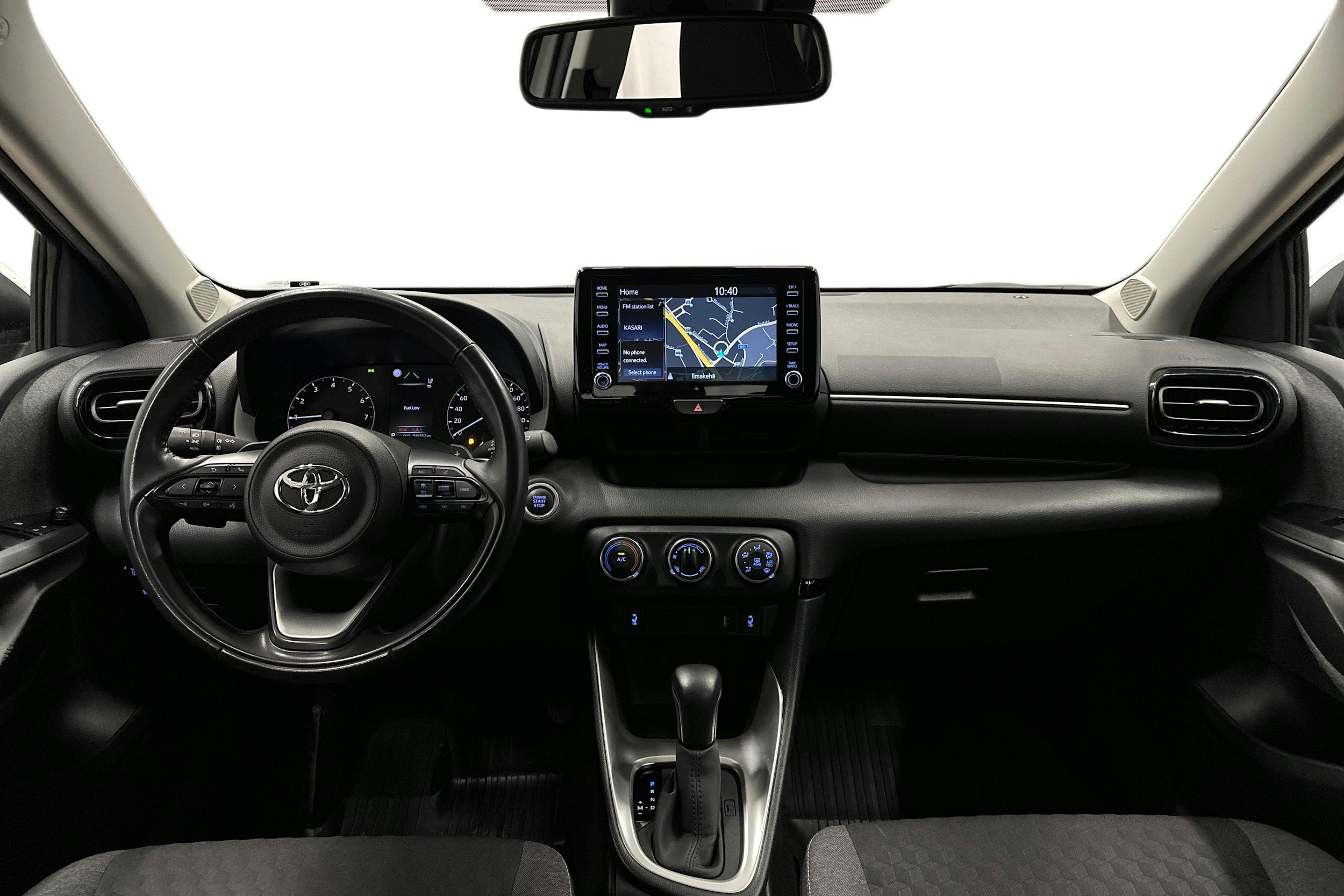 valkoinen Toyota Yaris 2021 kuva 9.