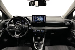 valkoinen Toyota Yaris 2021 kuva 9.