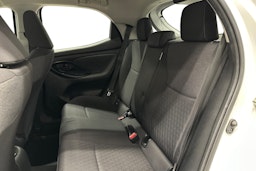 valkoinen Toyota Yaris 2021 kuva 10.