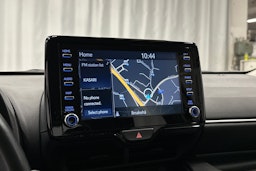 valkoinen Toyota Yaris 2021 kuva 21.