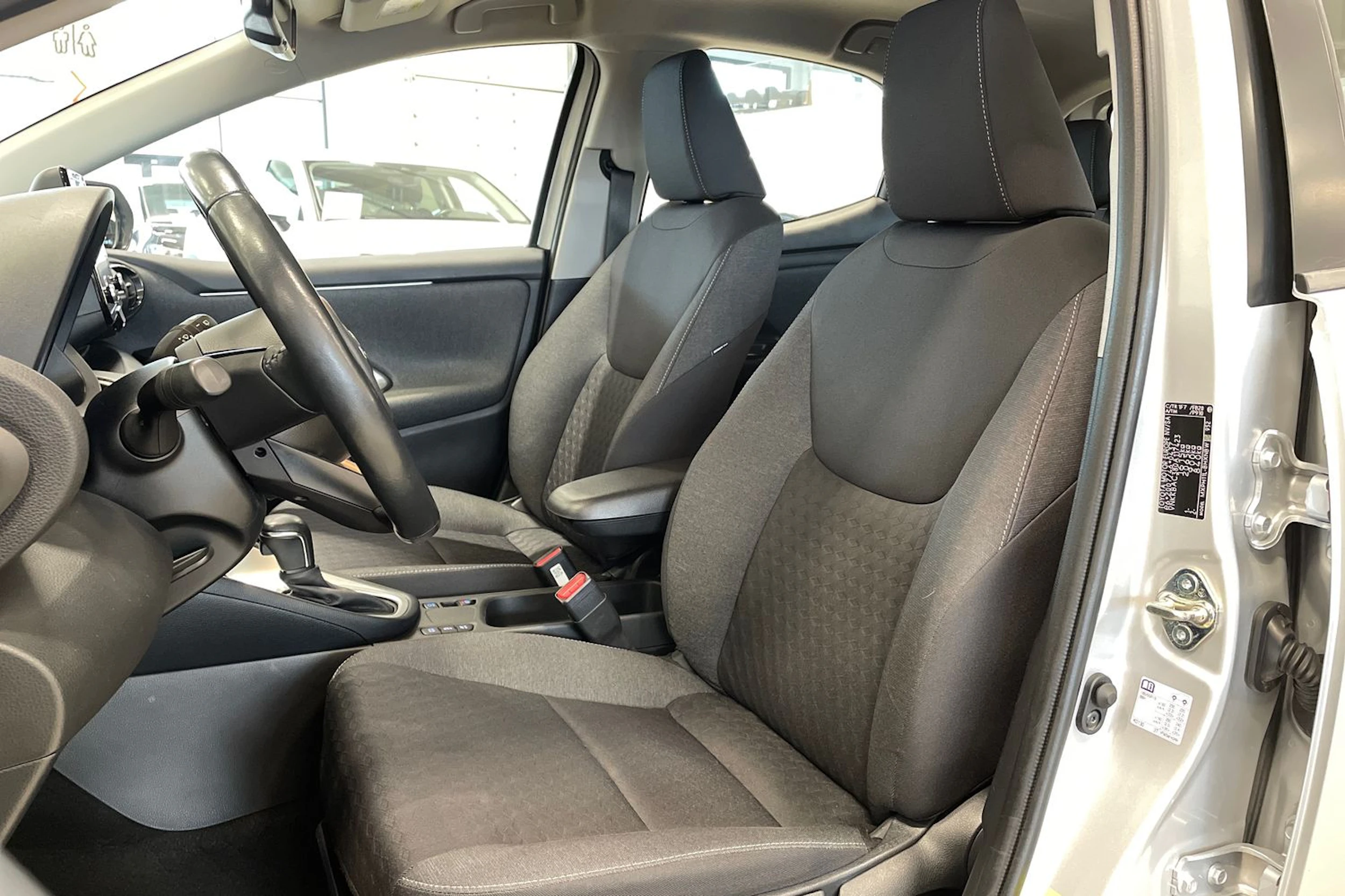 hopea Toyota Yaris 2021 kuva 11.