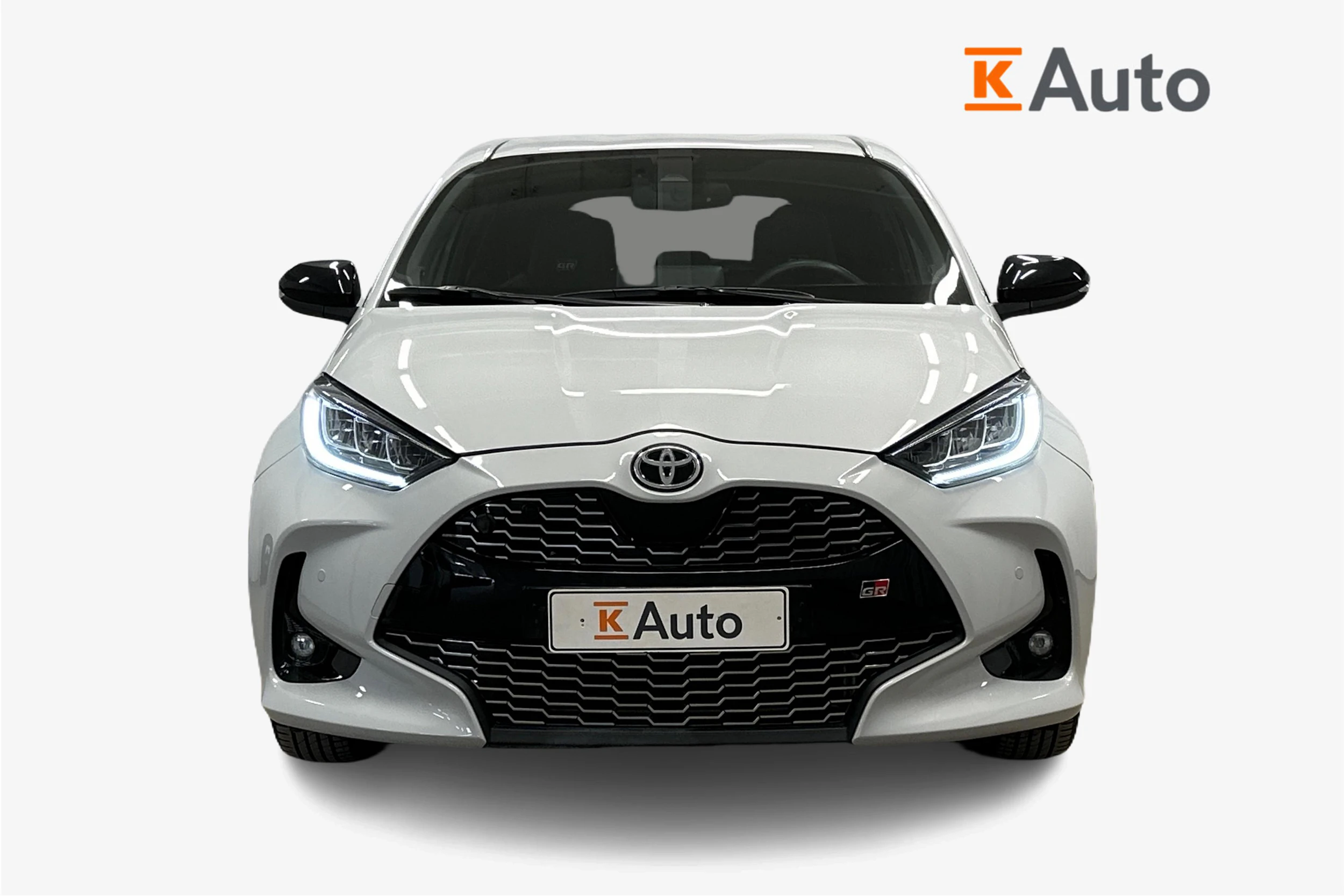 harmaa Toyota Yaris 2022 kuva 5.