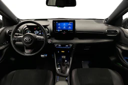 harmaa Toyota Yaris 2022 kuva 9.