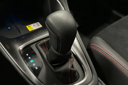 harmaa Toyota Yaris 2022 kuva 27.