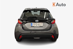 harmaa Toyota Yaris 2022 kuva 3.
